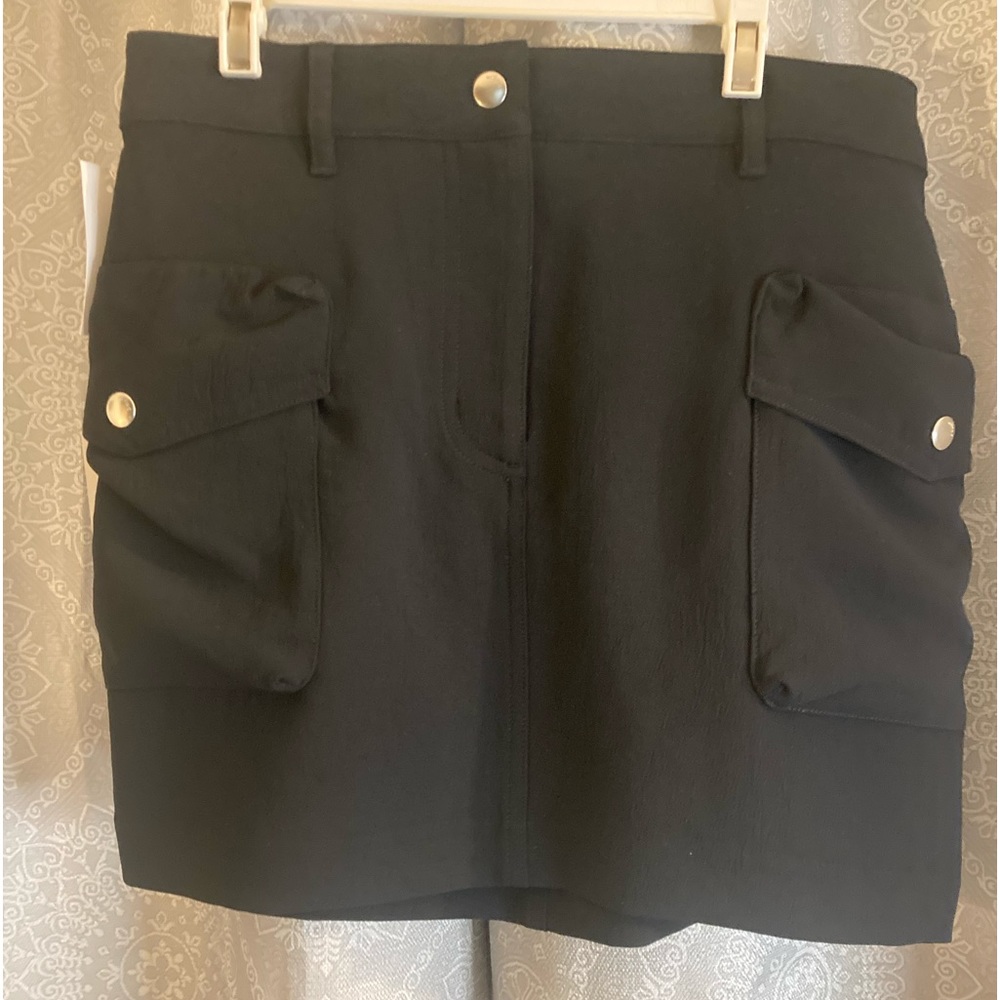 Black Wilfred Miniskirt w/Pockets - NEW W/TAGS! Size 2